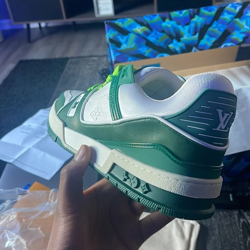 Brand new shoes Luis Vuitton - Picture 3 of 5